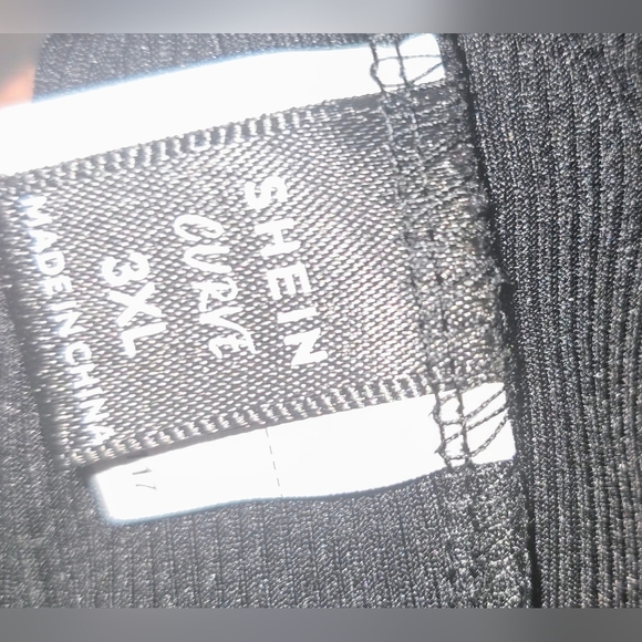 NWOT - Sleek Black Bodycon Sleeveless Plus Size Dress - 3X/18 - Picture 4 of 4